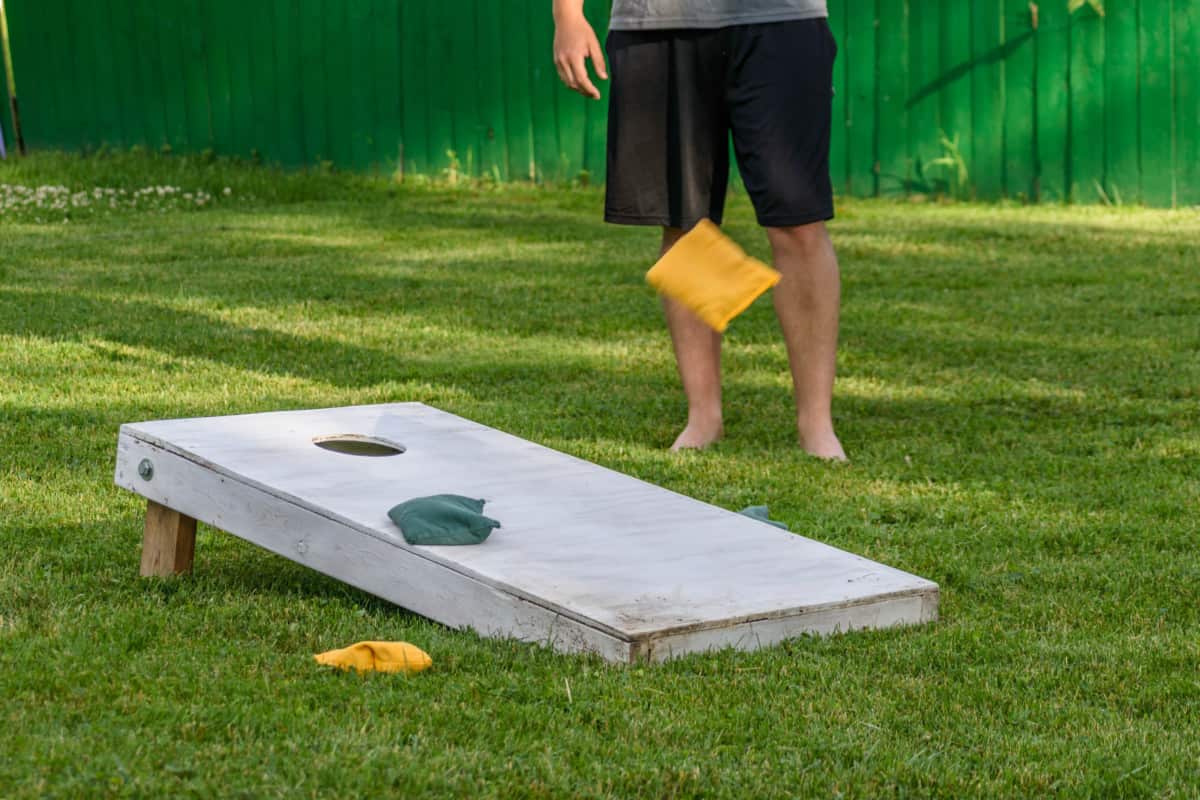 How To Throw A Cornhole Bag: Winning Techniques – Backyard Sidekick